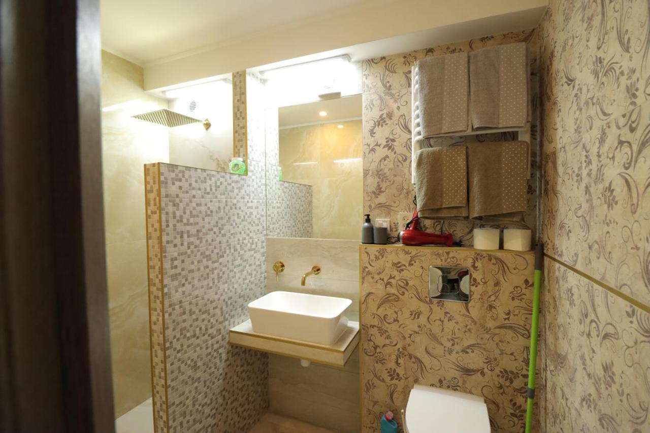 Cosmos Apartment เตอร์โนปิล ภายนอก รูปภาพ